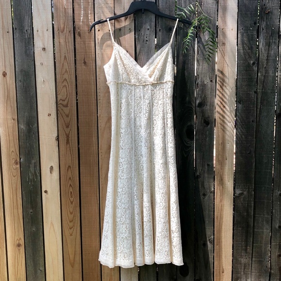 Elie Tahari Dresses & Skirts - Elie Tahari Lace Dress